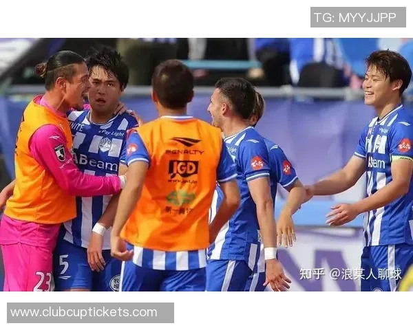 大阪樱花与东京绿茵的激烈对决谁能在赛场上笑到最后